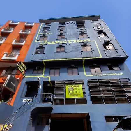 Spot On Junction Hostel Makati City Екстер'єр фото