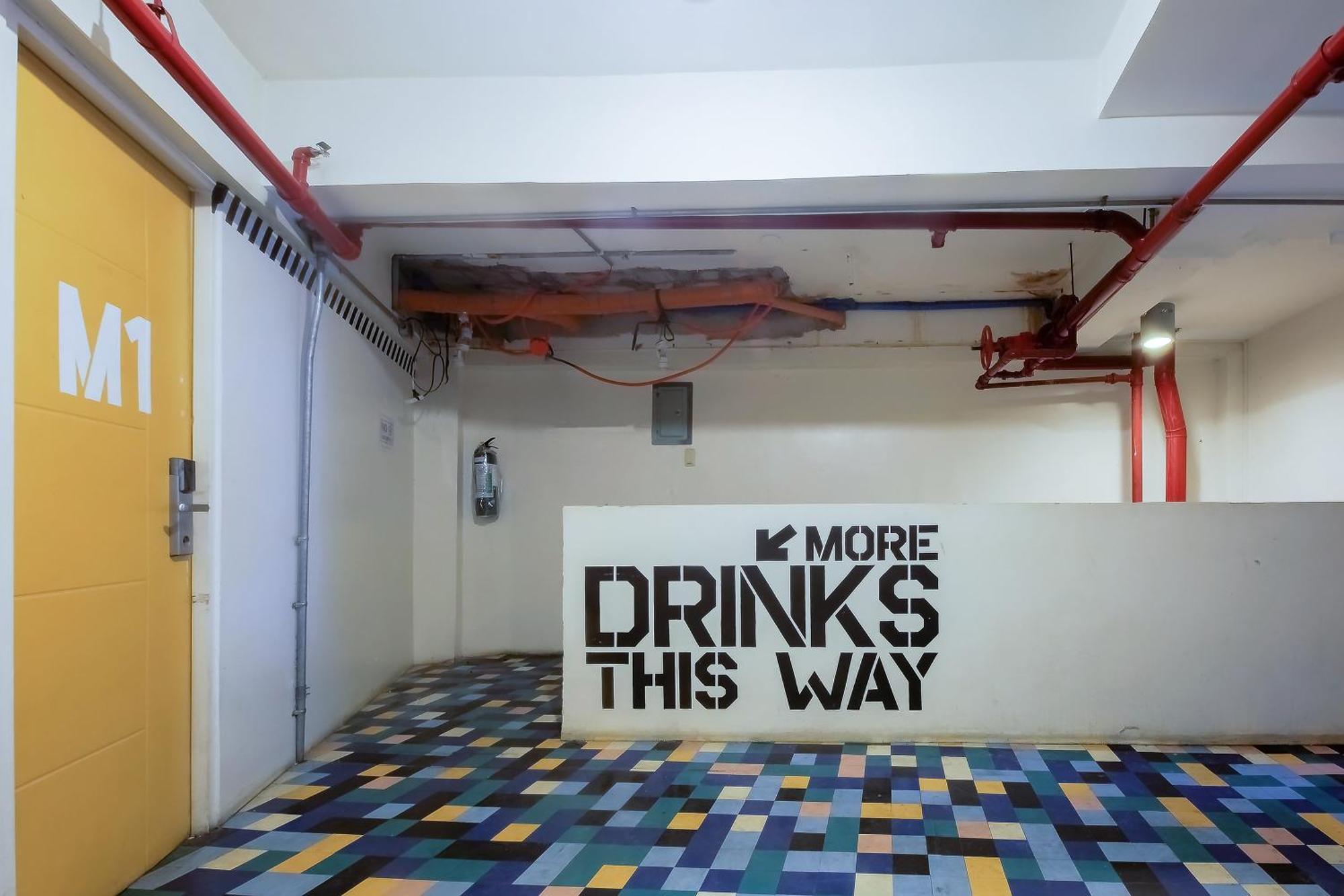 Spot On Junction Hostel Makati City Екстер'єр фото