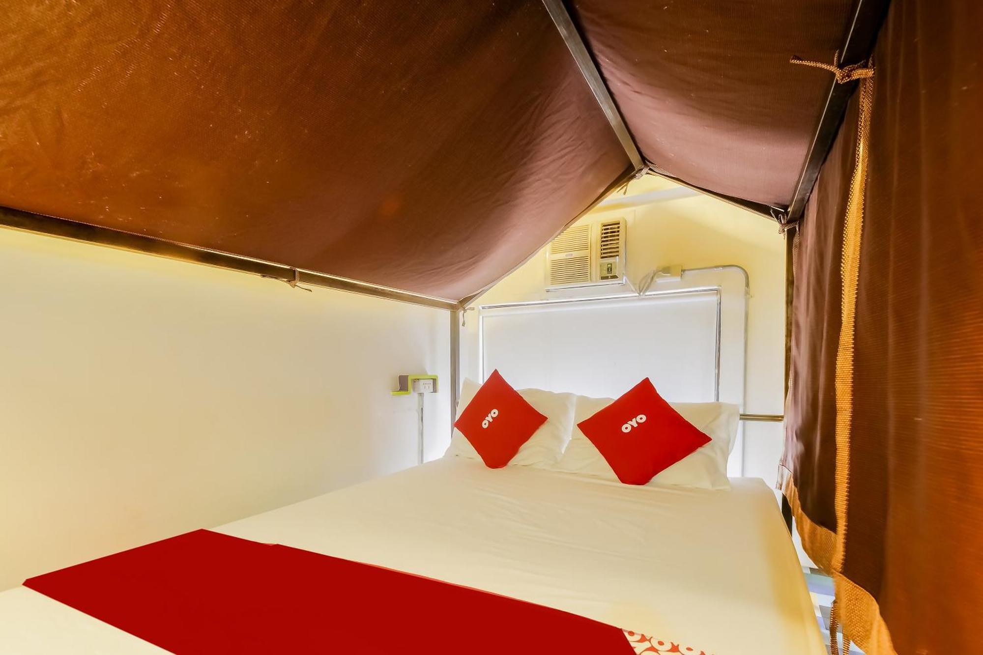 Spot On Junction Hostel Makati City Екстер'єр фото